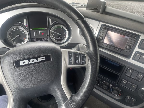 LKW DAF XF 460 FAR LowDeck Pritsche – Bild 9